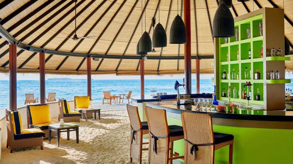 The Velaavani Bar at Dhawa Ihuru thumbnail 3